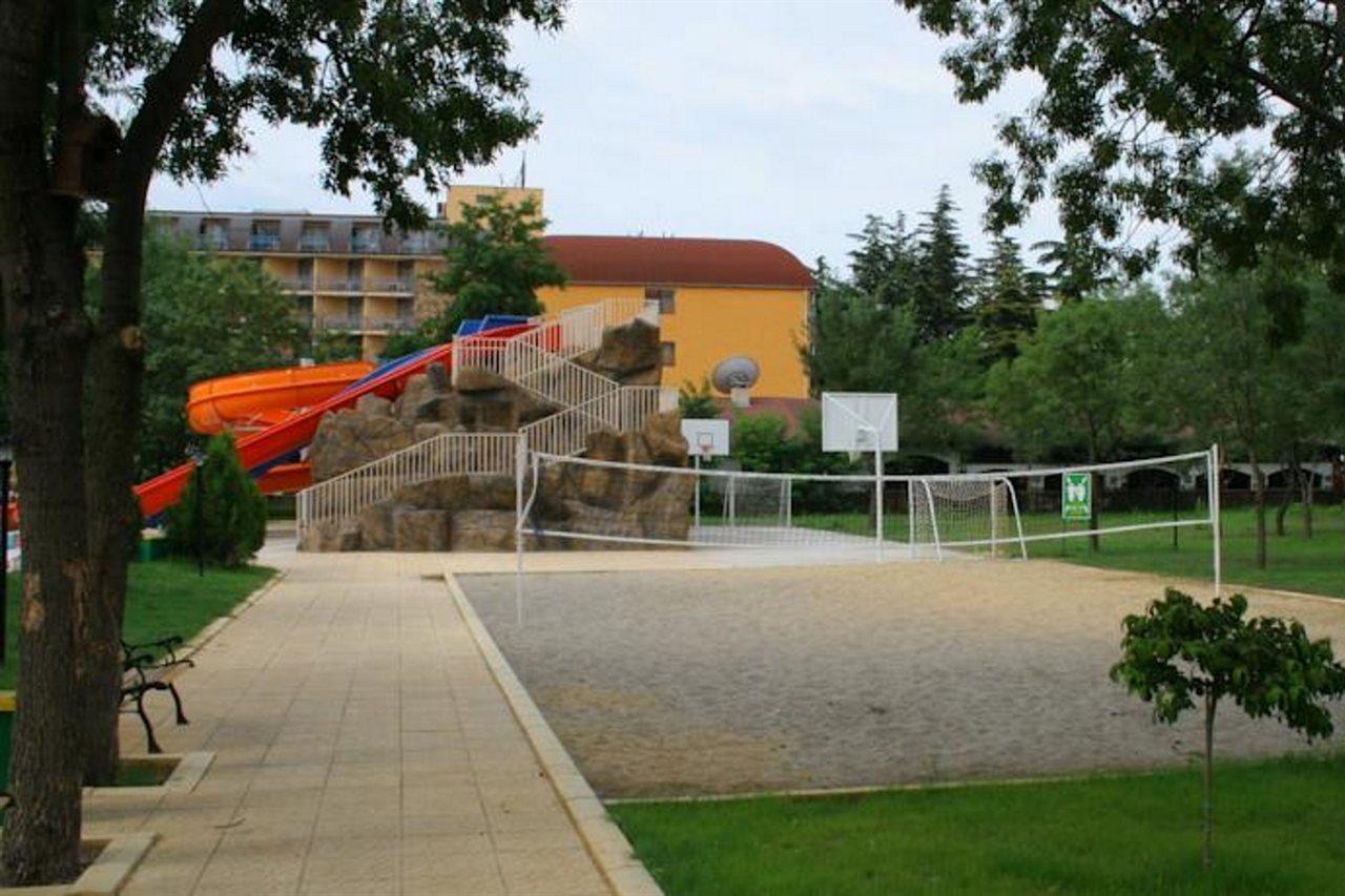 Hotel Iskar & Aquapark Sunny Beach Ngoại thất bức ảnh