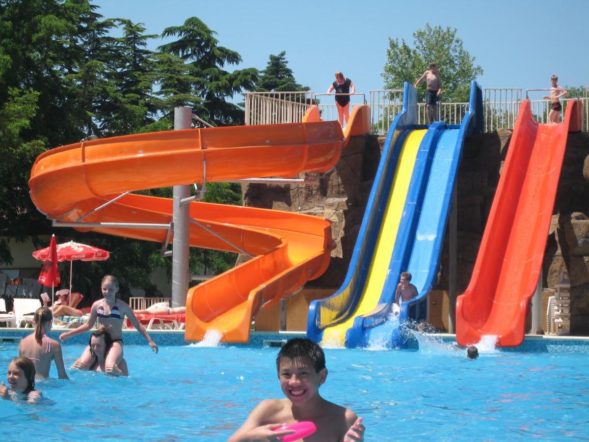 Hotel Iskar & Aquapark Sunny Beach Ngoại thất bức ảnh