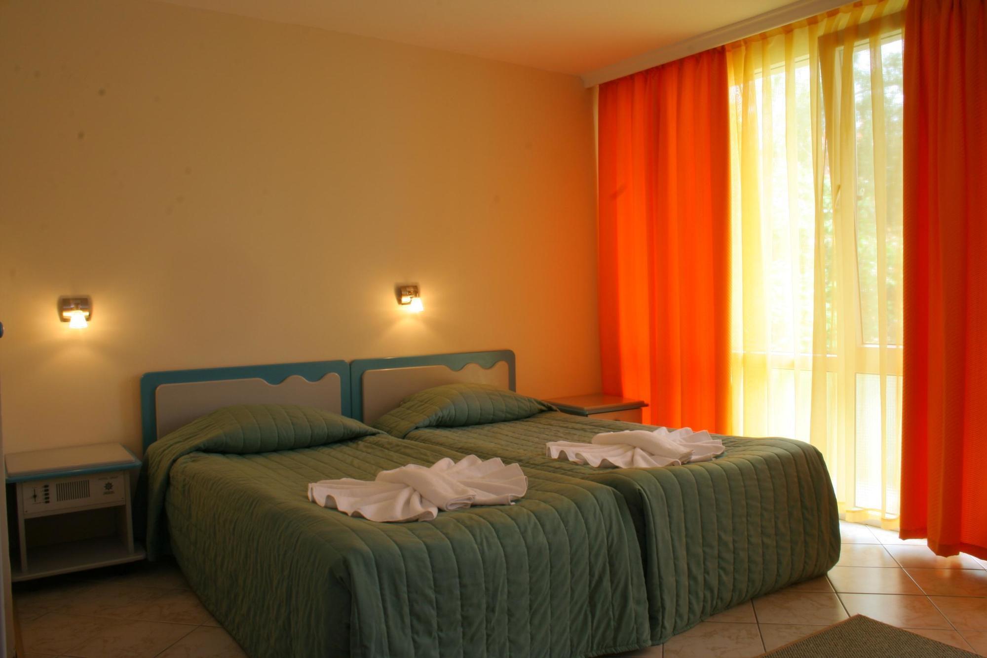 Hotel Iskar & Aquapark Sunny Beach Ngoại thất bức ảnh